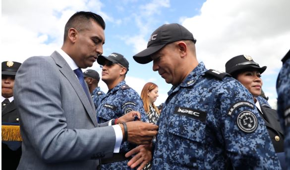 Imagen del Teniente Coronel Daniel Fernando Gutiérrez y Camilo Eduardo Umaña Hernández